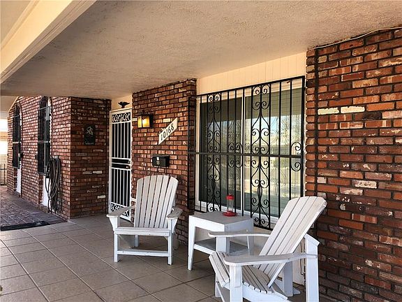 4th image of 10168 Lakeview Dr