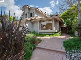 11721 Betlen Dr, Dublin, CA 94568
