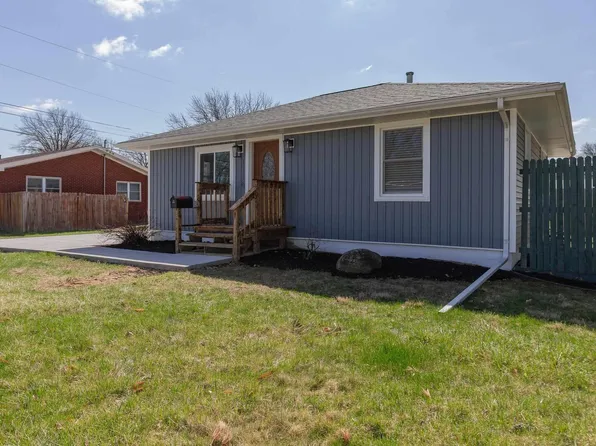 1116 34th Avenue Ct, East Moline, IL 61244