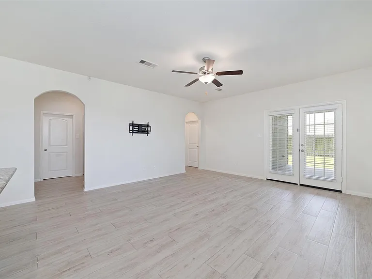 3000 Iron Woods Dr — Photo 15