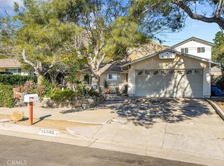 13700 Marchant Ave, Sylmar, CA 91342