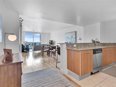 9055 SW 73rd Ct APT 1606, Miami, FL, 33156