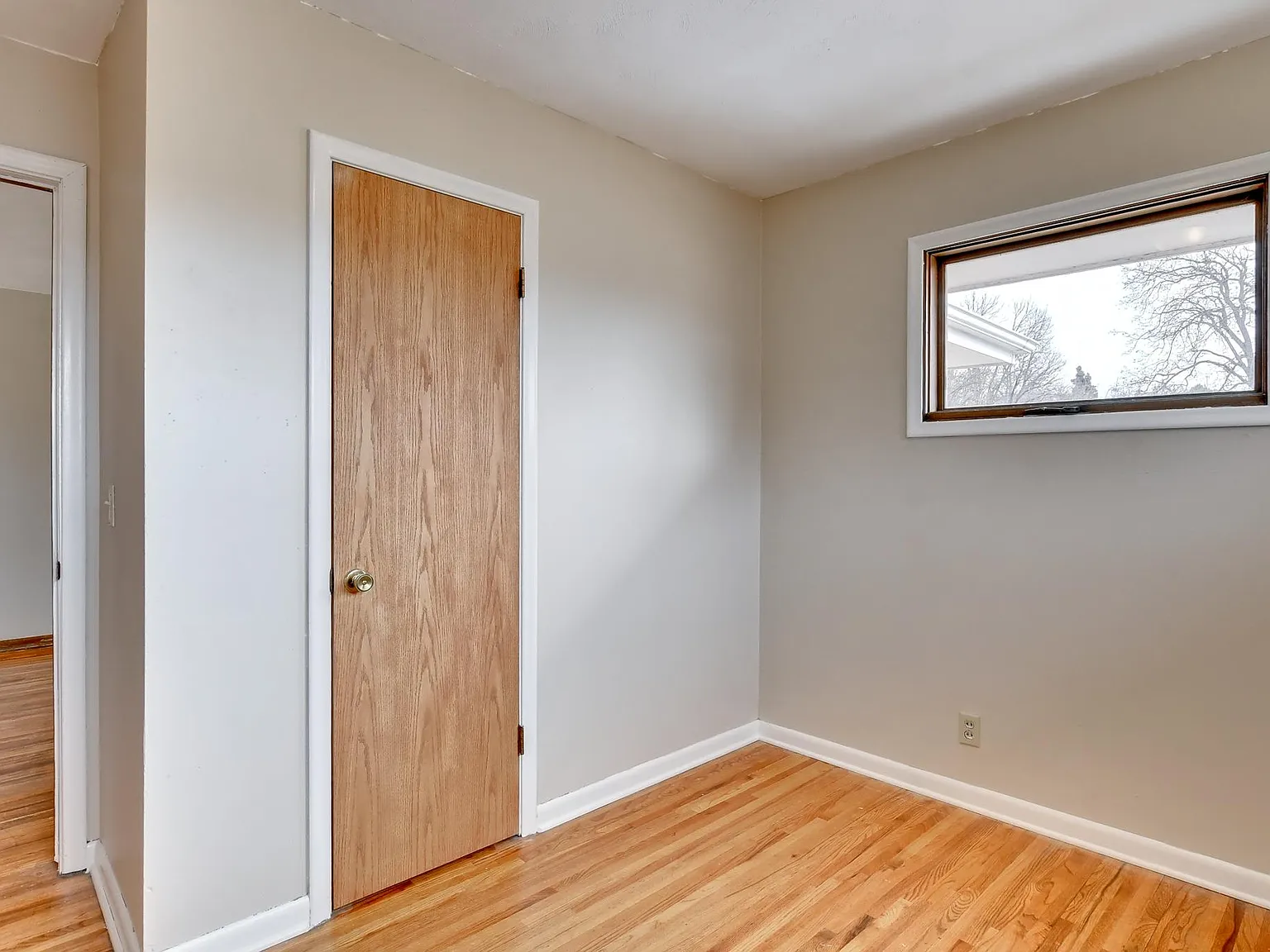 3 bed, 1100 sqft, $1,575 — Photo 4