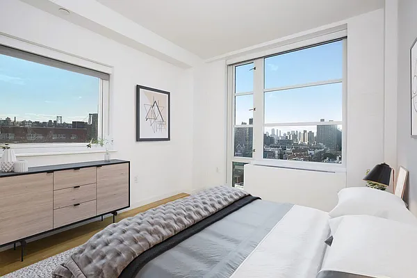 Rented by REAL New York | media 11