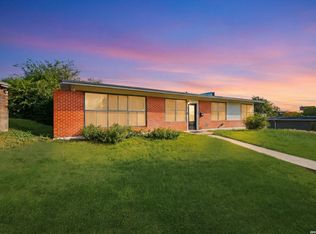 347 E Crestline Dr, San Antonio, TX 78201