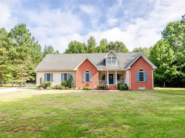 15500 Buck Chase Ln, Disputanta, VA 23842