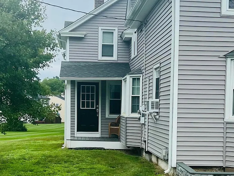 144 Addison Rd — Photo 19