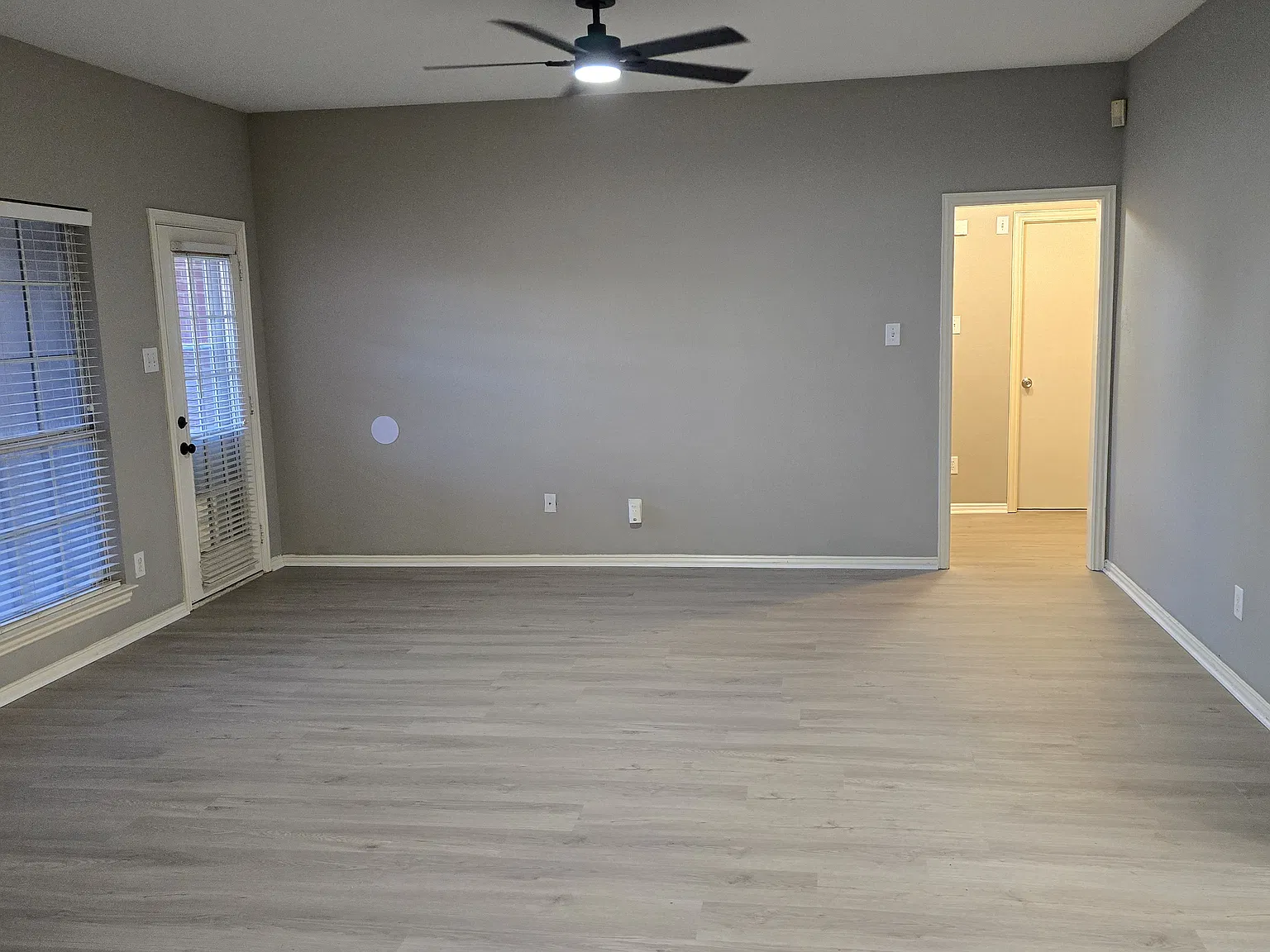 3 bed, 1556 sqft, $2,400 — Photo 3