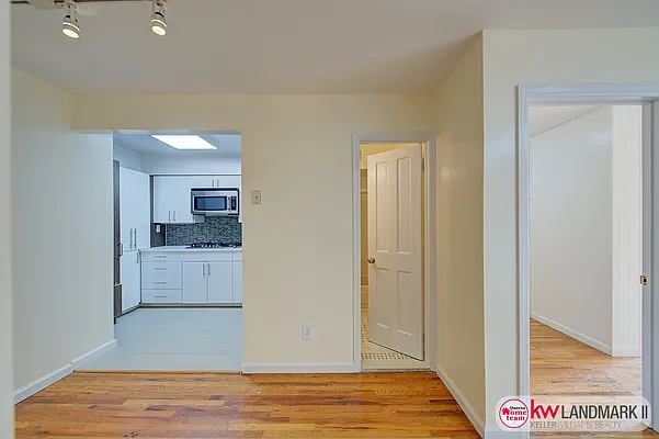 Sold by Keller Williams Realty Landmark II | media 10