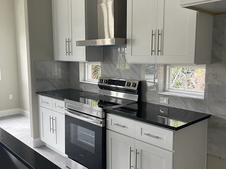 11 Corona Ct — Photo 8