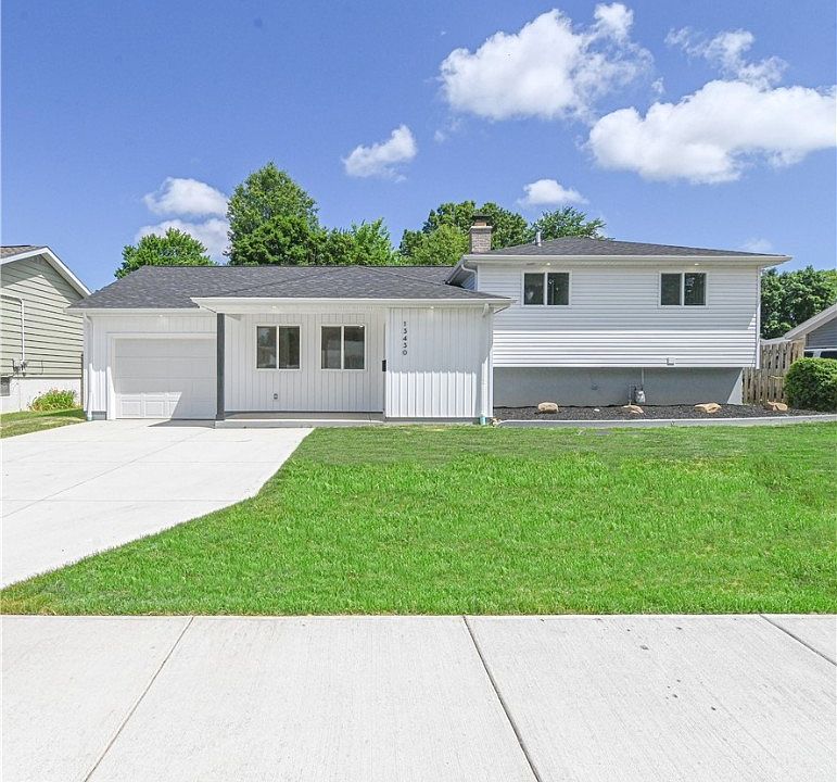 1st image of 13430 Donald Dr