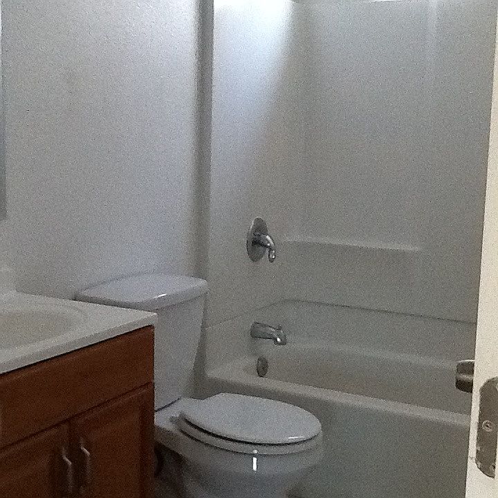 1st image of 403 Aurora St