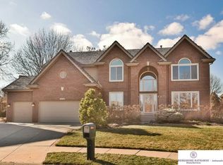 14102 Seward St, Omaha, NE 68154