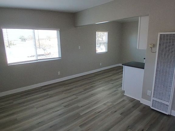 2nd image of 3220 Santa Fe Ave Unit 6