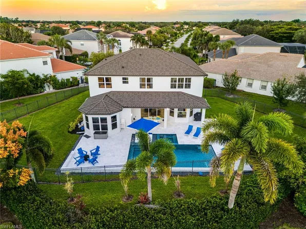 1801 Senegal Date DR, NAPLES, FL 34119