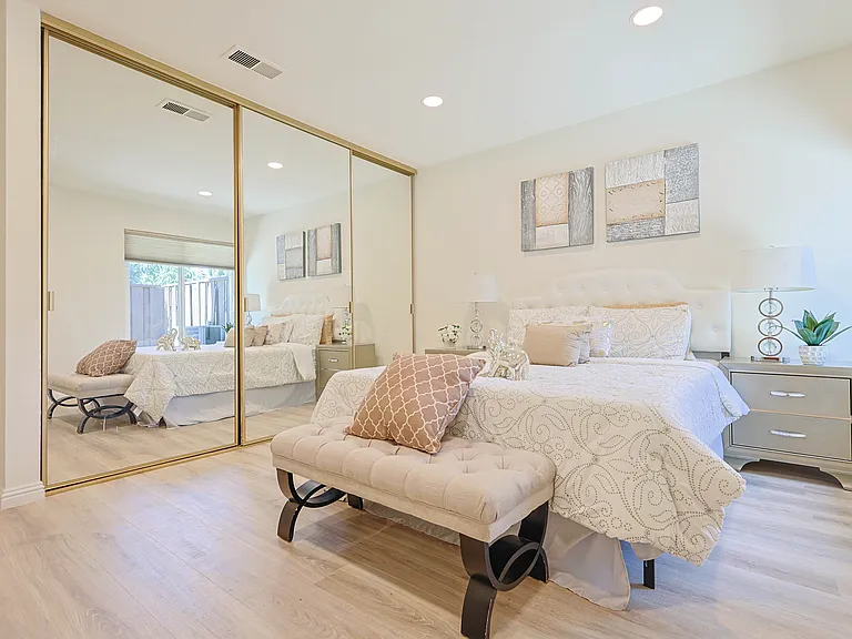 5078 Pine Tree Ter — Photo 13