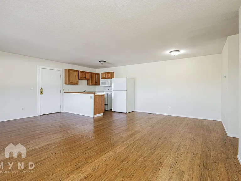 2150 Sutro St #G4 — Photo 5