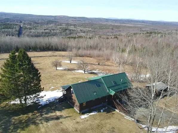 1083&1101 North Rd, Dexter, ME 04930