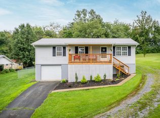 1403 Daisy St, Greeneville, TN 37743