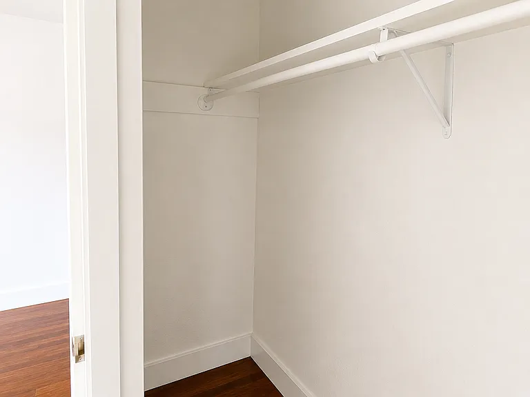 2712 Oakcliff St #6 — Photo 13