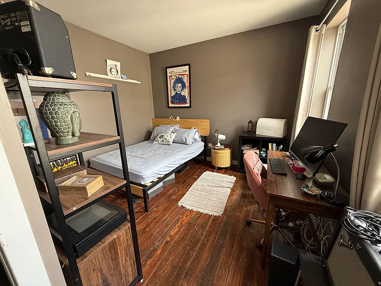 209 W Girard Ave — Photo 10