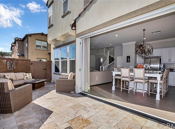 Ideal indoor/outdoor living, great space for entertaining