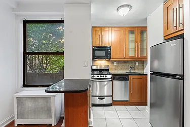 Rented by Cooper & Cooper Real Estate