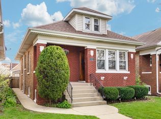 3329 Elm Ave, Brookfield, IL 60513