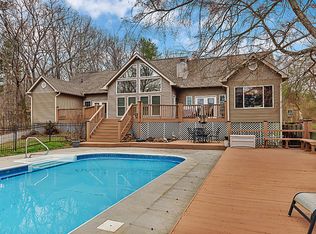 205 Cross Creek Private Ln, Lenoir City, TN 37771