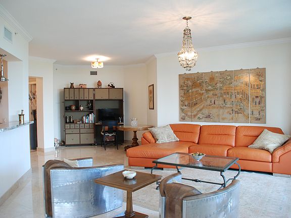 3rd image of 3610 Gardens Parkway #302a