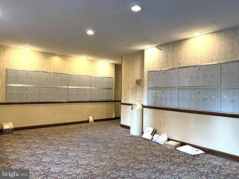1200 S Arlington Ridge Rd #407 — Photo 20