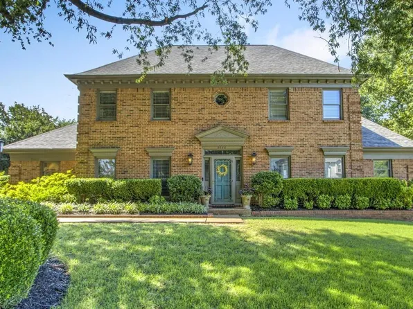 2880 Belfort Dr, Germantown, TN 38138