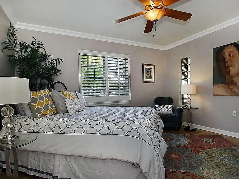 501 W Granada Rd — Photo 13