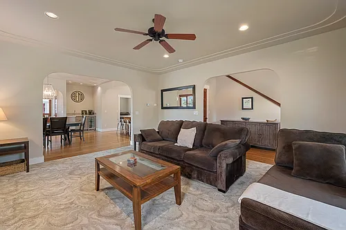 625 Compass Ln Photo 1