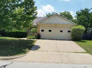 7521 Buttonwood Dr, Fort Worth, TX 76137