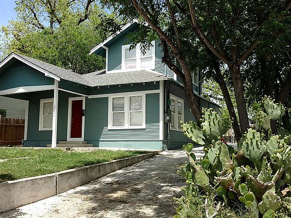 2nd image of 2159 E Crockett St