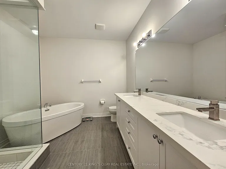 39 Ducharme Dr — Photo 15