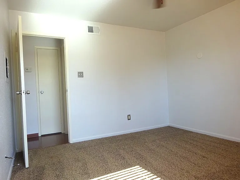 101 Stratford St #205 — Photo 6