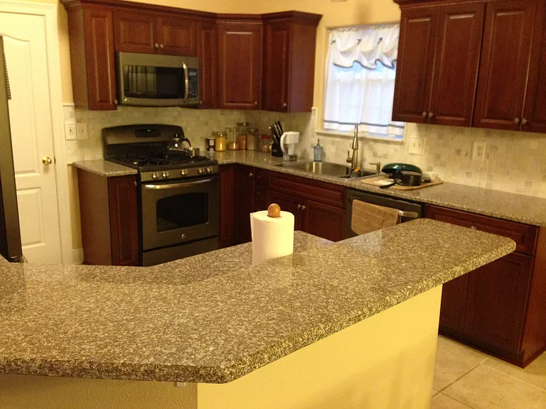 616 E Oak Point Ct — Photo 17