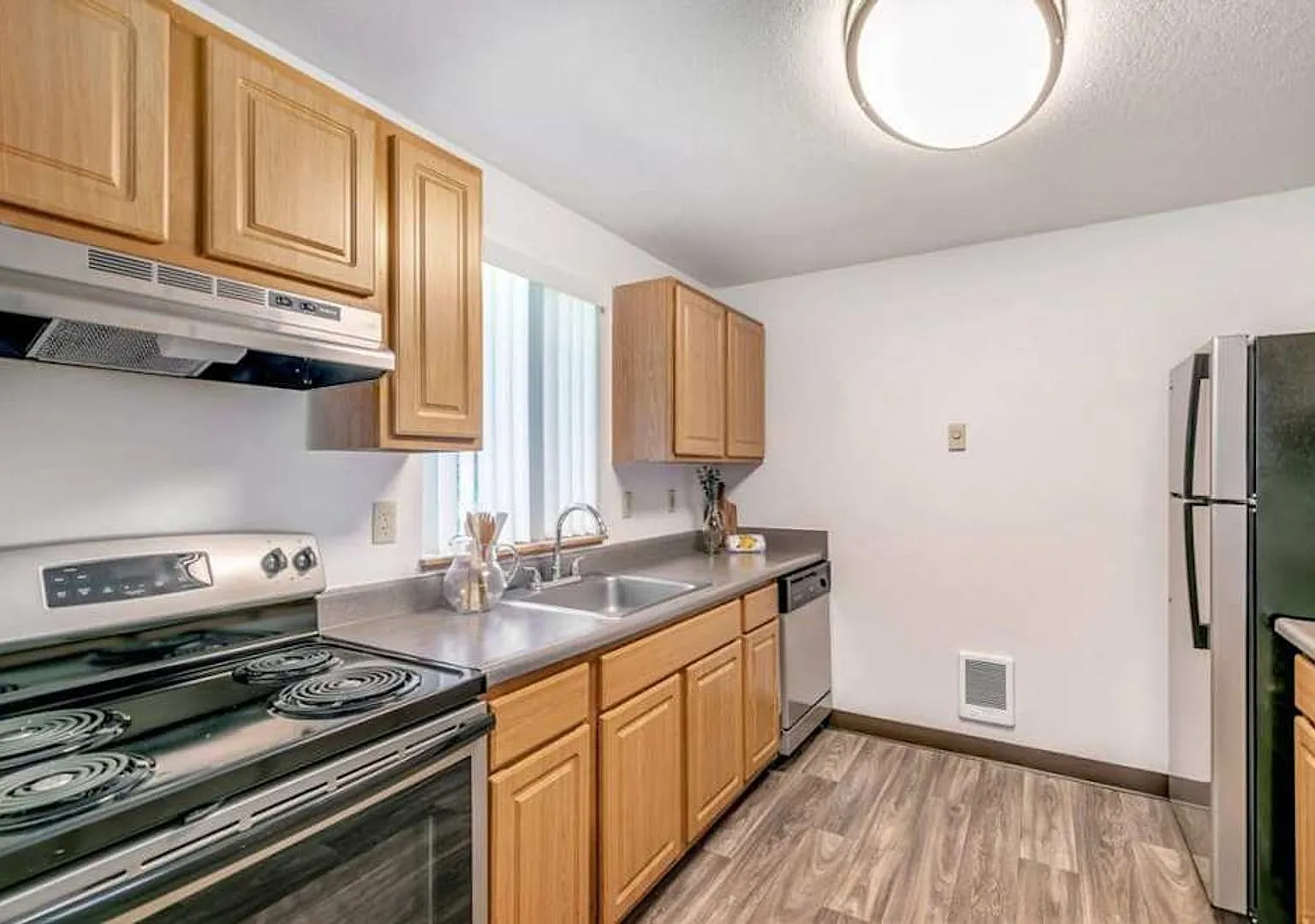 Alder Creek Apartments — Photo 3