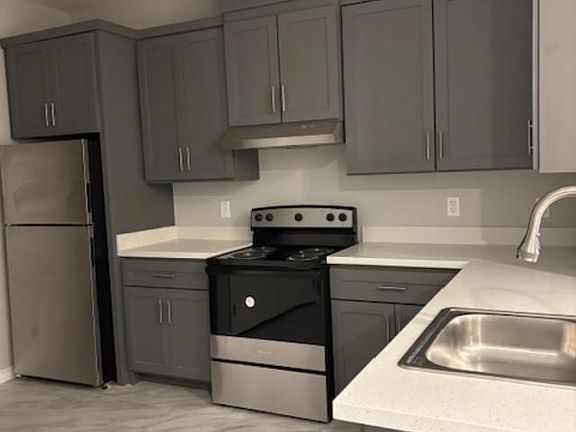 4th image of 3616 McDonell Ave #1