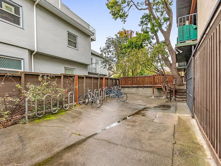 1550 Walnut St #1 — Photo 15