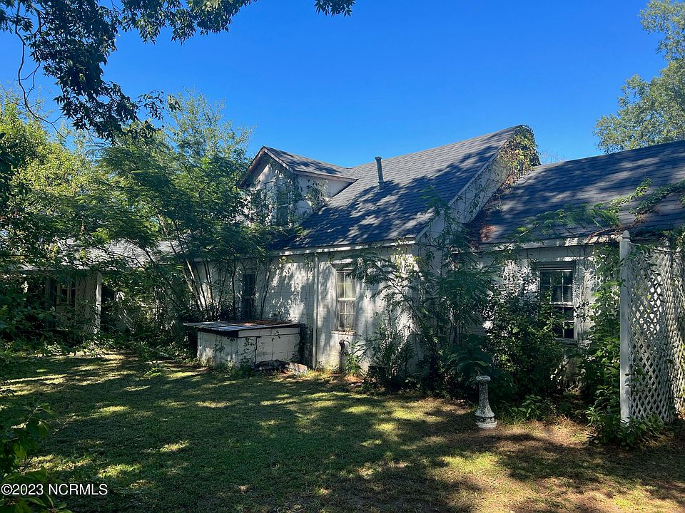 15572 Nc 131 Highway, Bladenboro, NC 28320 MLS 100403148 Zillow