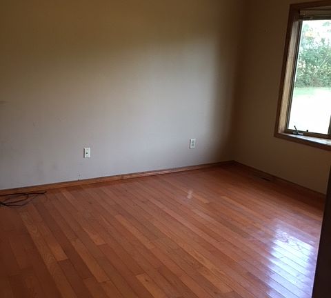 Dining room maple hrdwd