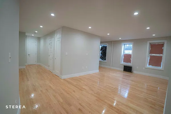 Rented by Sterea Agency | media 27