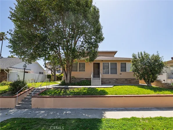 827 W 10th St, San Pedro, CA 90731