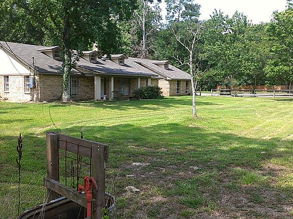 4th image of 18541 Railroad Ave