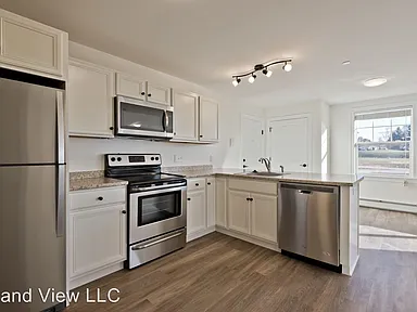 10 Island View Dr Westbrook, ME, 04092 - Apartments for Rent Zillow
