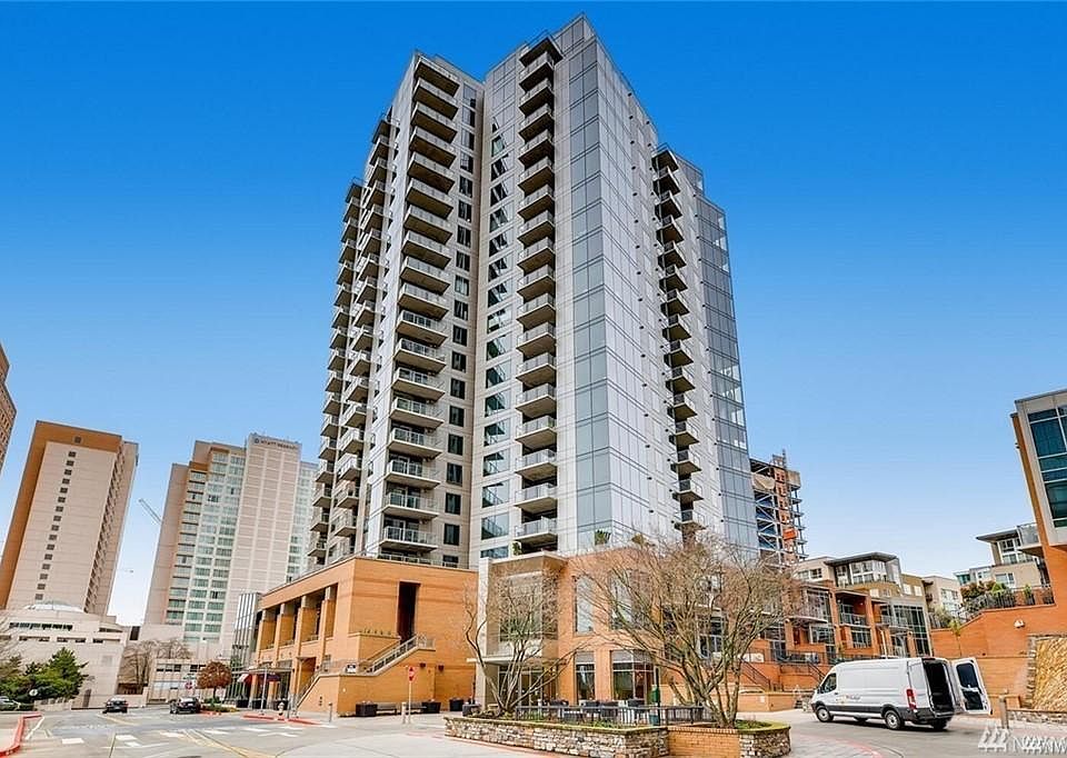 1st image of 10610 NE 9th Pl Unit 1507