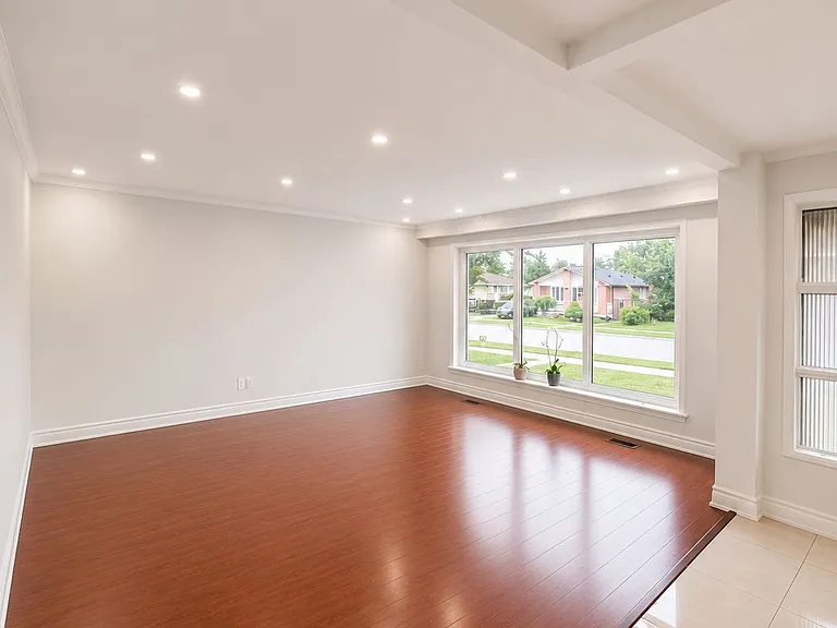 40 Dorward Dr — Photo 8